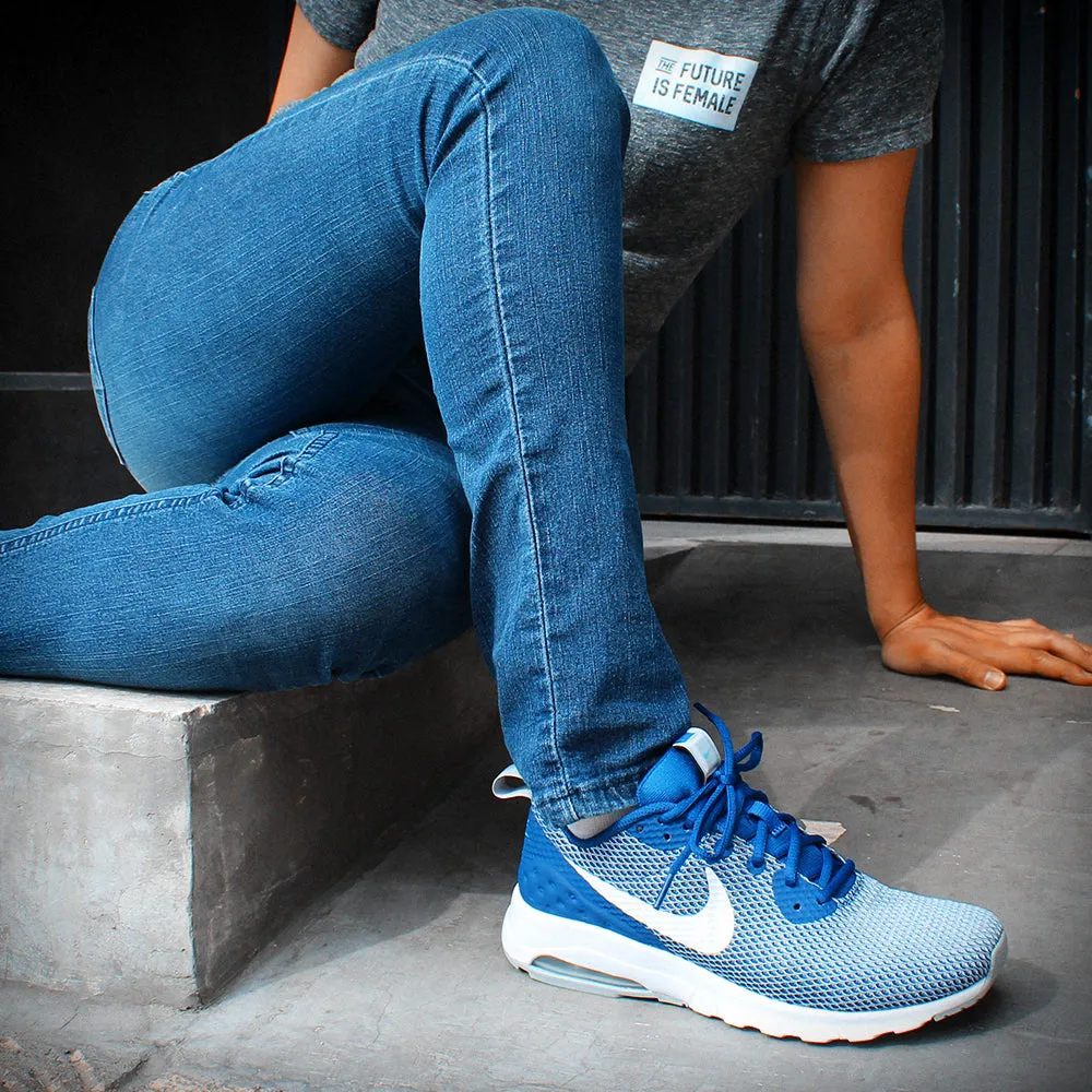 Air Max Motion