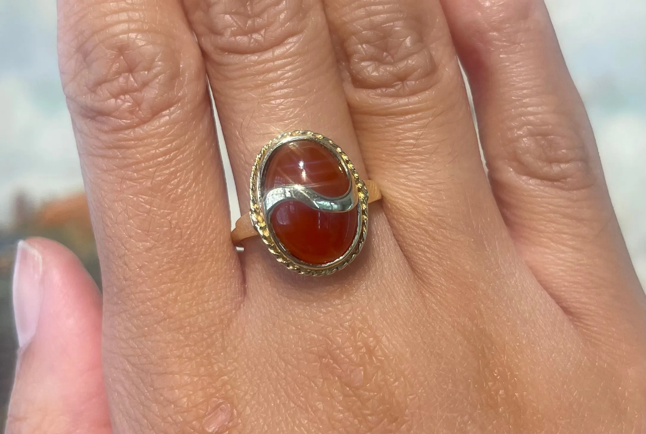 Cabochon carnelian ring in 14 carat gold