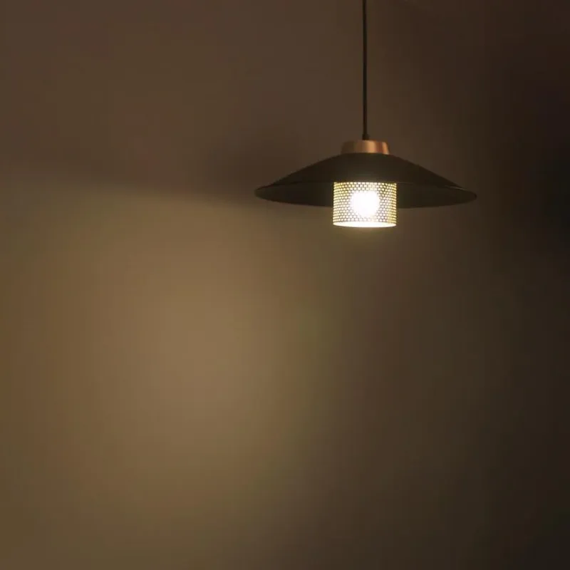 Chapeau Pendant Light