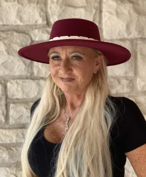 Jen & Co Ramsey Vegan Leather Trim Fedora Hat In Wine