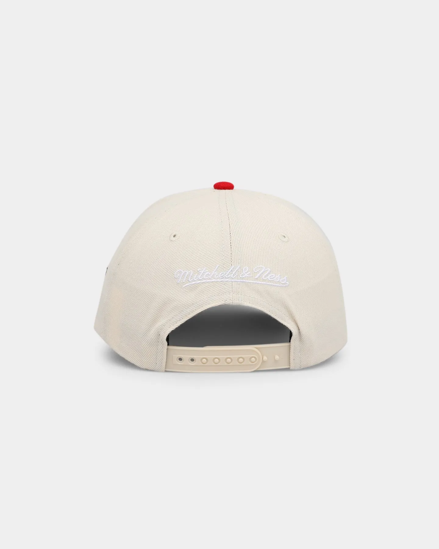 Mitchell & Ness Chicago Bulls Vintage White Script Wool Snapback Vintage White