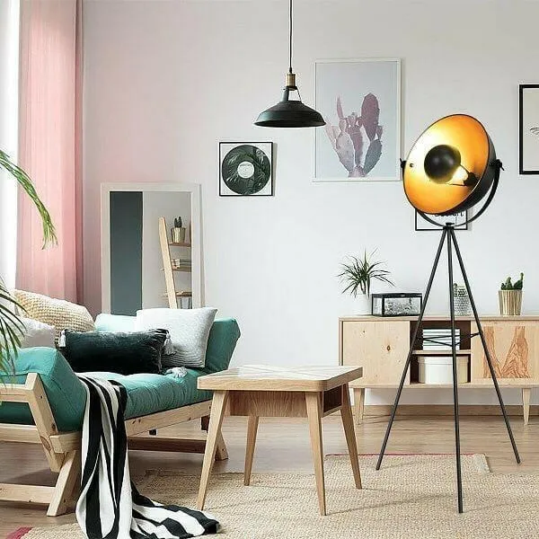 Nirv - Industrial Tripod Floor Lamp with Adjustable Metal Legs