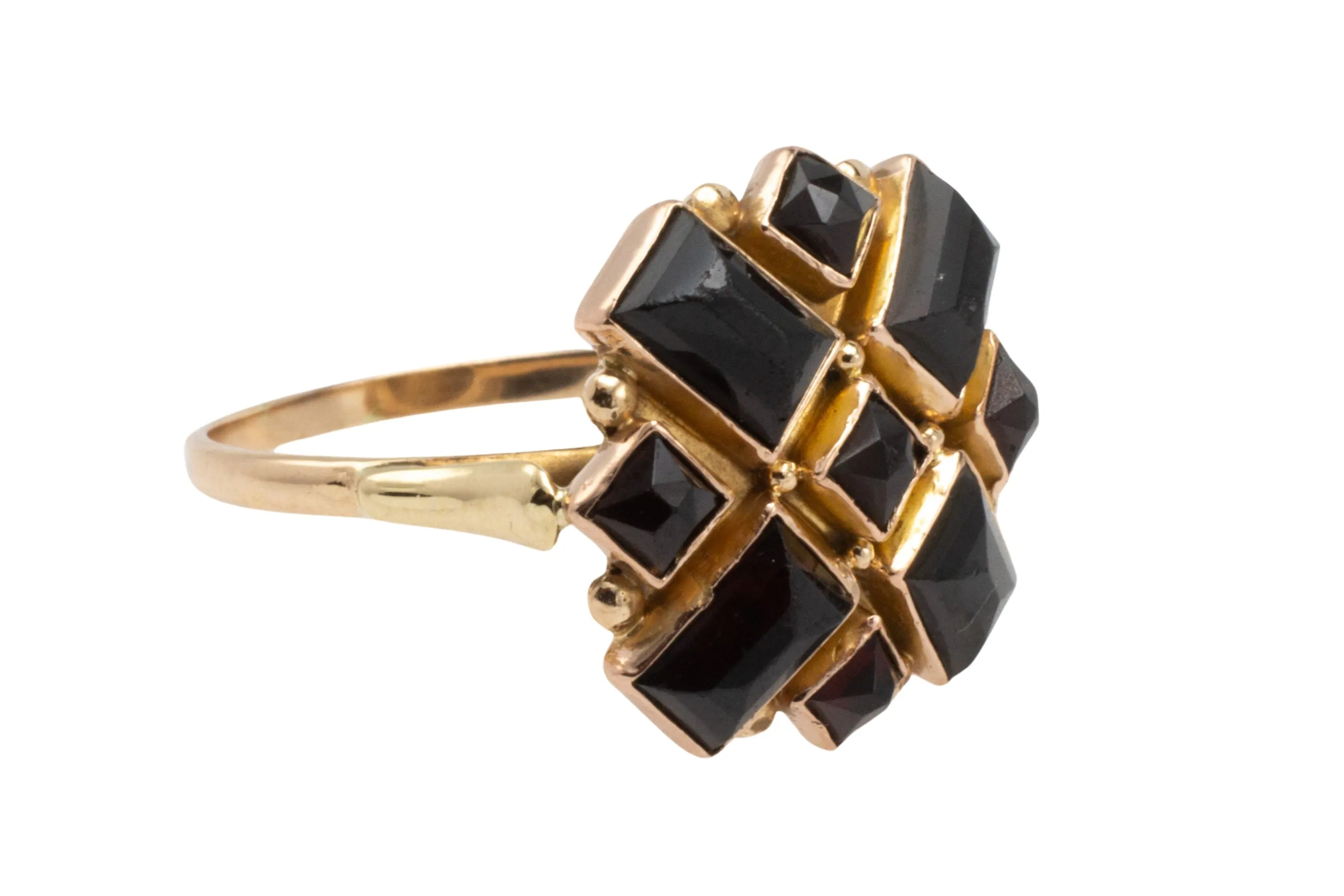 Vintage garnet rose gold ring